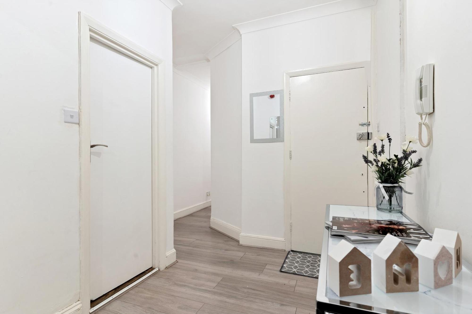 Stylish 2 Bed Apartment Near Central London Eksteriør billede